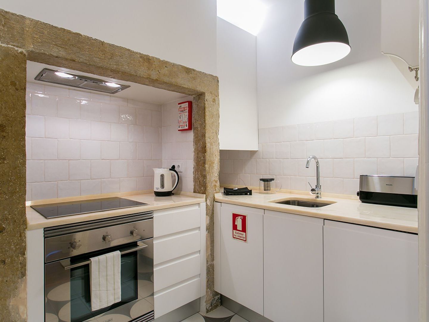 Joivy Splendid 2Br Flat In Bairro Alto, Nearby Luis De Camoes Square Apartment Lisbon Exterior photo